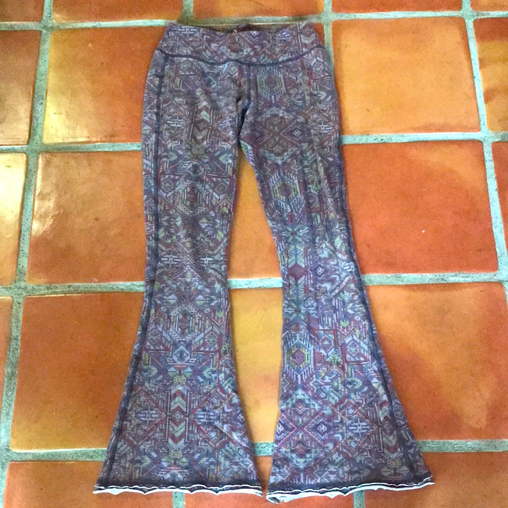 Women’s Prana xs bell bottom/flare yoga pants